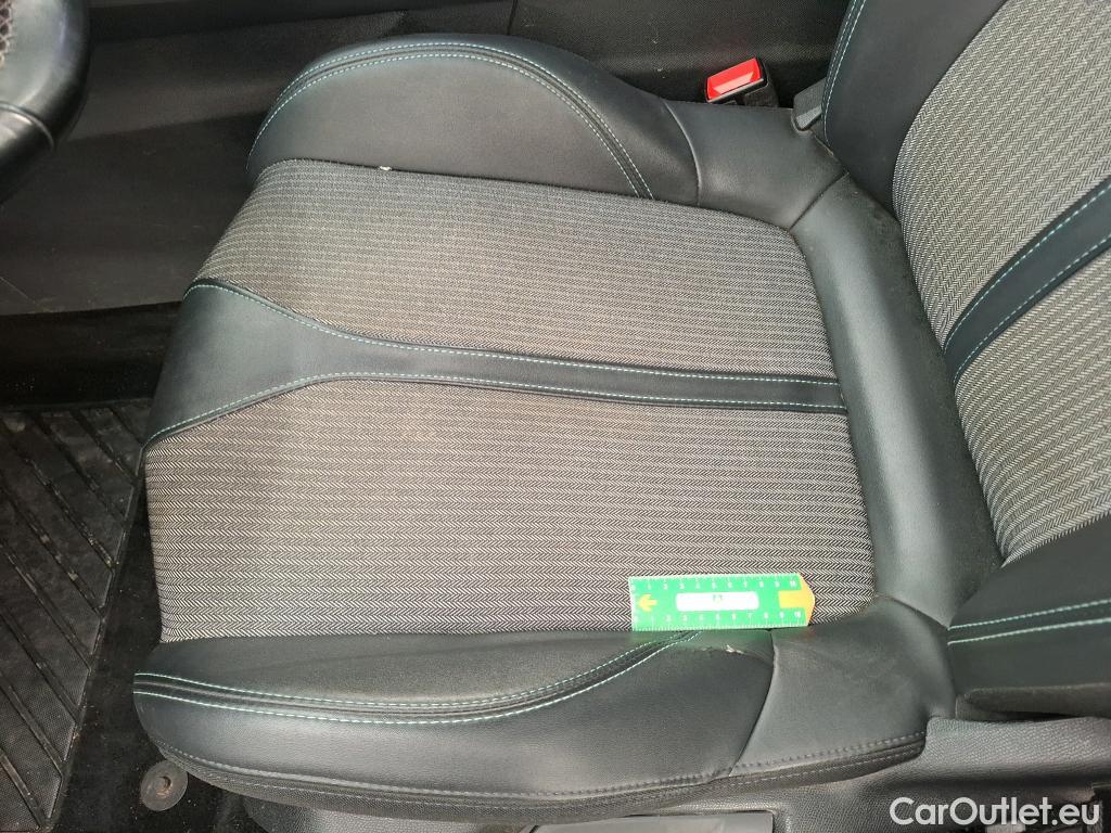  Peugeot  5008  Allure 1.5 HDi 130CV BVA8 7 Sieges E6d #12