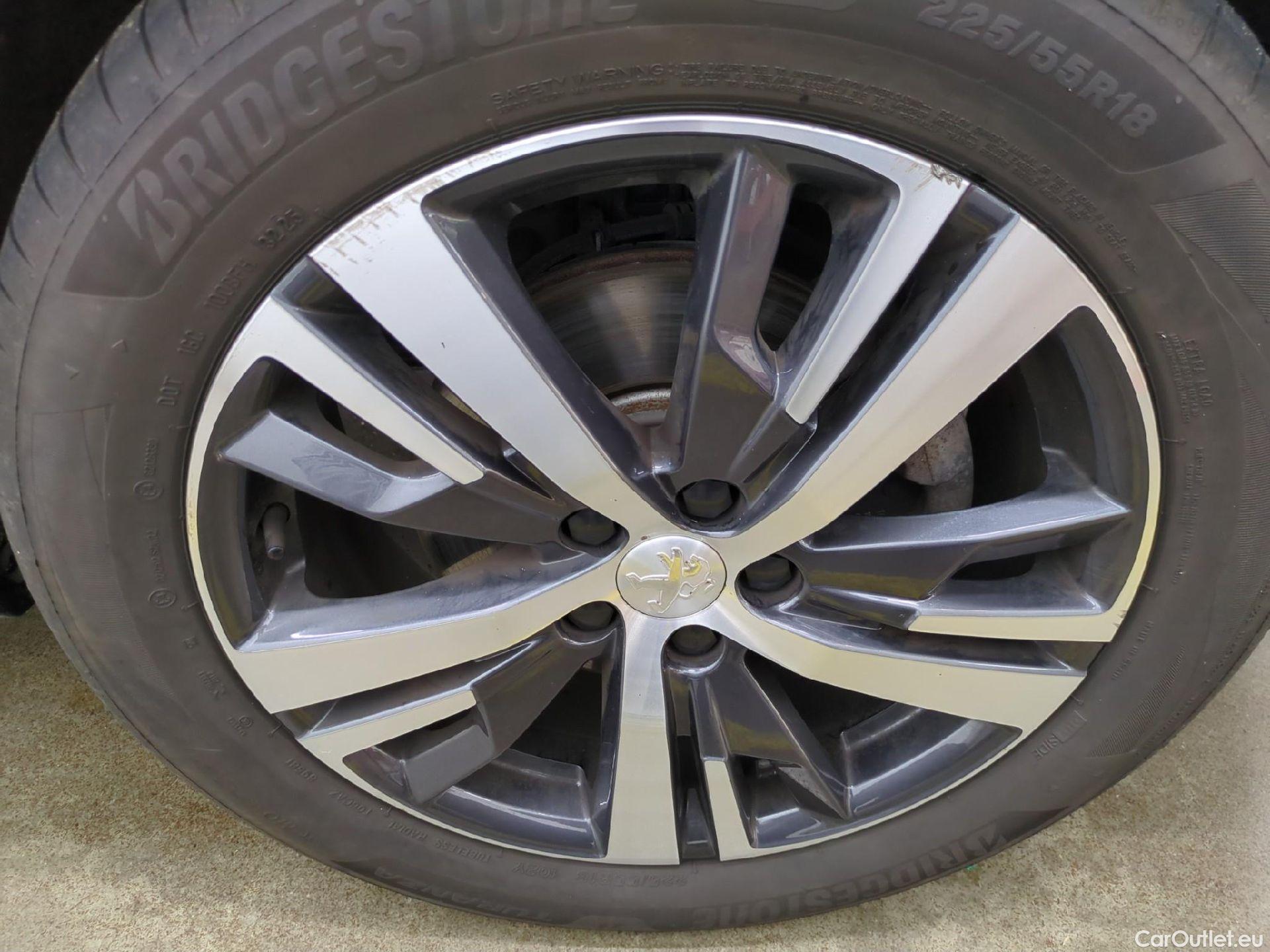  Peugeot  3008  II Allure 1.5 HDi 130CV BVA8 E6d #8