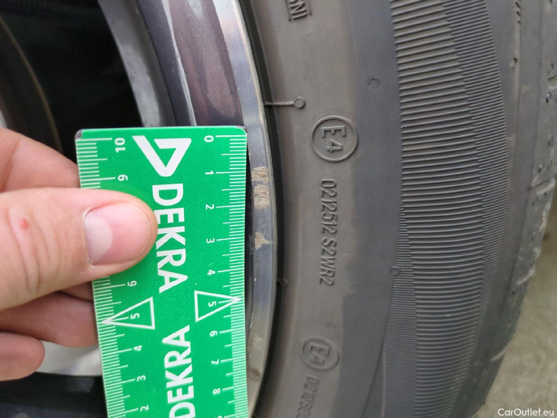  Peugeot  3008  II Allure 1.5 HDi 130CV BVA8 E6d #12