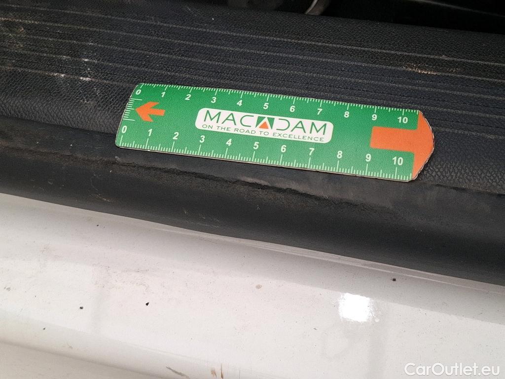  Peugeot  308  Active Pack 1.5 HDi 130CV BVA8 E6d #52