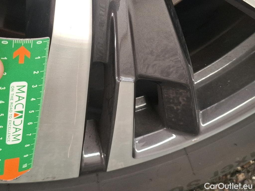  Peugeot  5008  Allure 1.5 HDi 130CV BVA8 7 Sieges E6d #30