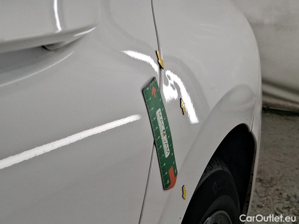  Peugeot  308  Active Pack 1.5 HDi 130CV BVA8 E6d #59