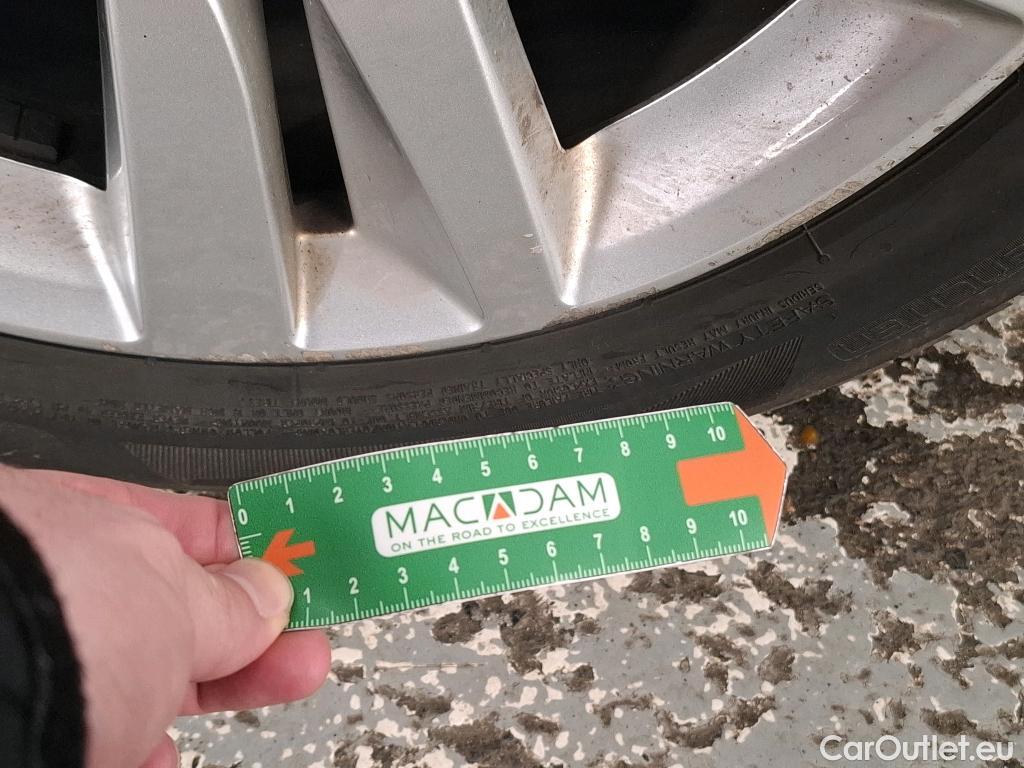  Peugeot  308  SW Active Business 1.5 HDi 130CV BVA8 E6d #9