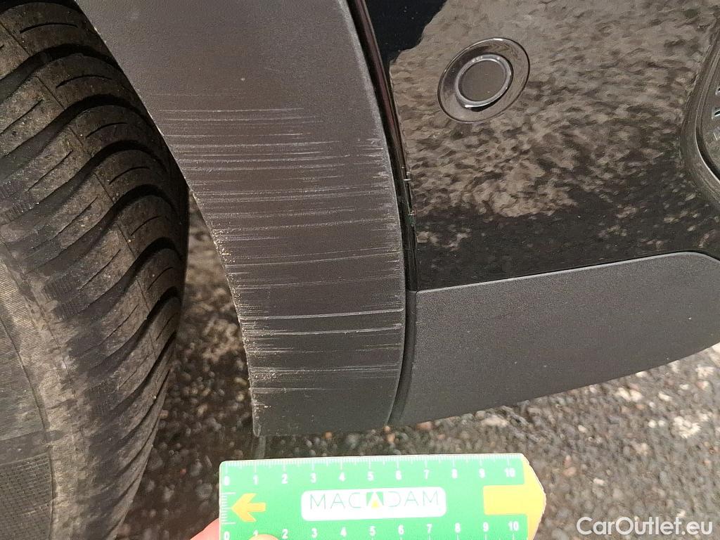  Peugeot  5008  Allure 1.5 HDi 130CV BVA8 7 Sieges E6d #44