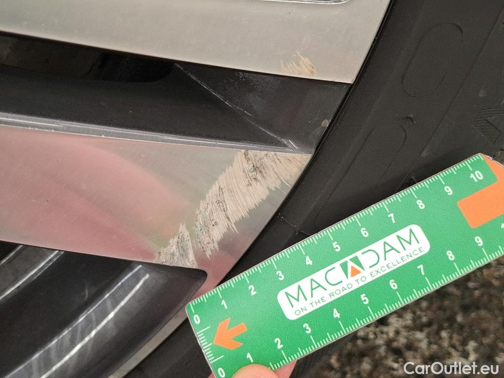  Peugeot  5008  Allure 1.5 HDi 130CV BVA8 7 Sieges E6d #19