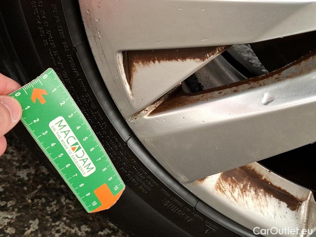  Peugeot  3008  Active Pack 1.2 PureTech 130CV BVA8 E6d #26