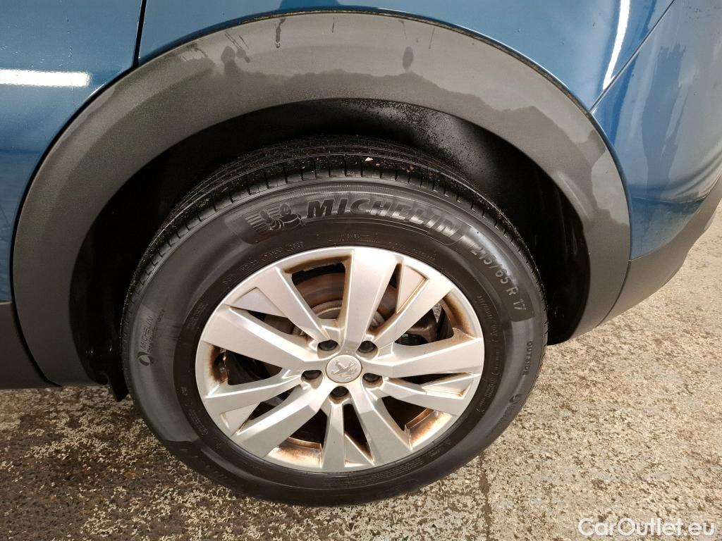  Peugeot  3008  Active Pack 1.2 PureTech 130CV BVA8 E6d #10