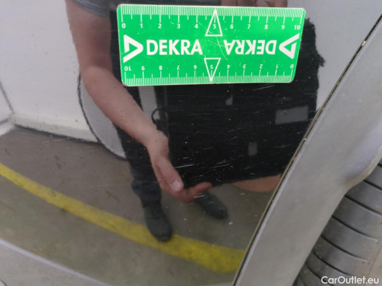  Peugeot  3008  II Allure 1.5 HDi 130CV BVA8 E6d #19