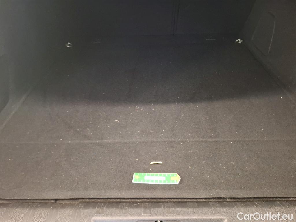  Peugeot  308  SW Active Business 1.5 HDi 130CV BVA8 E6d #16