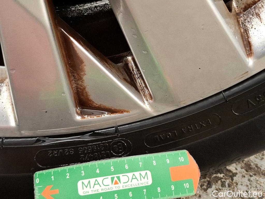  Peugeot  3008  Active Pack 1.2 PureTech 130CV BVA8 E6d #25