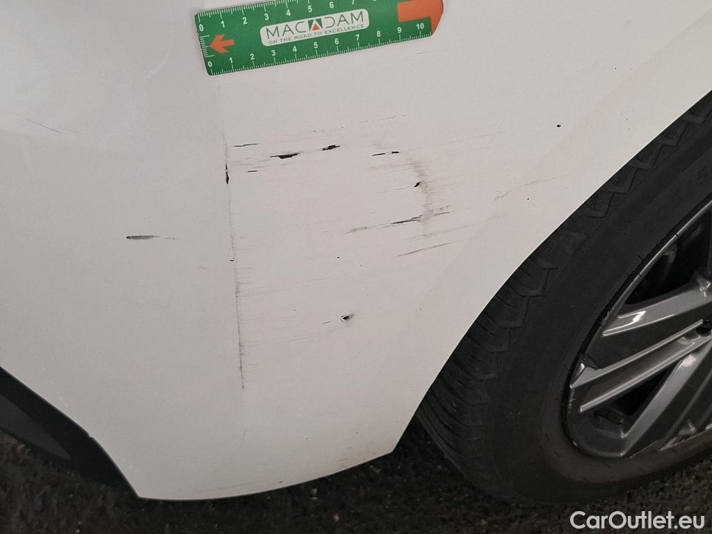  Peugeot  308  Active Pack 1.5 HDi 130CV BVA8 E6d #11