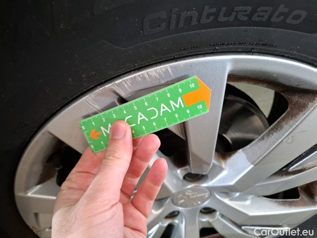  Peugeot  5008  Active Business 1.5 HDi 130CV BVA8 E6d
 #8