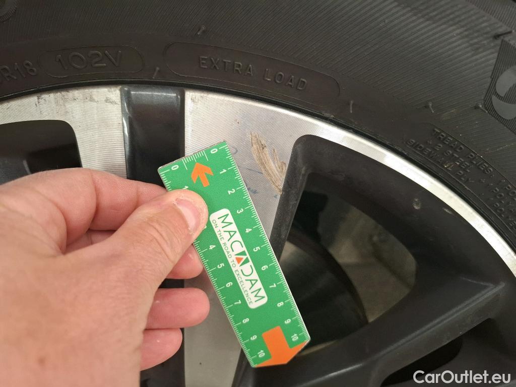  Peugeot  5008  Allure Business 1.5 HDi 130CV BVA8 7 Sieges E6d #62