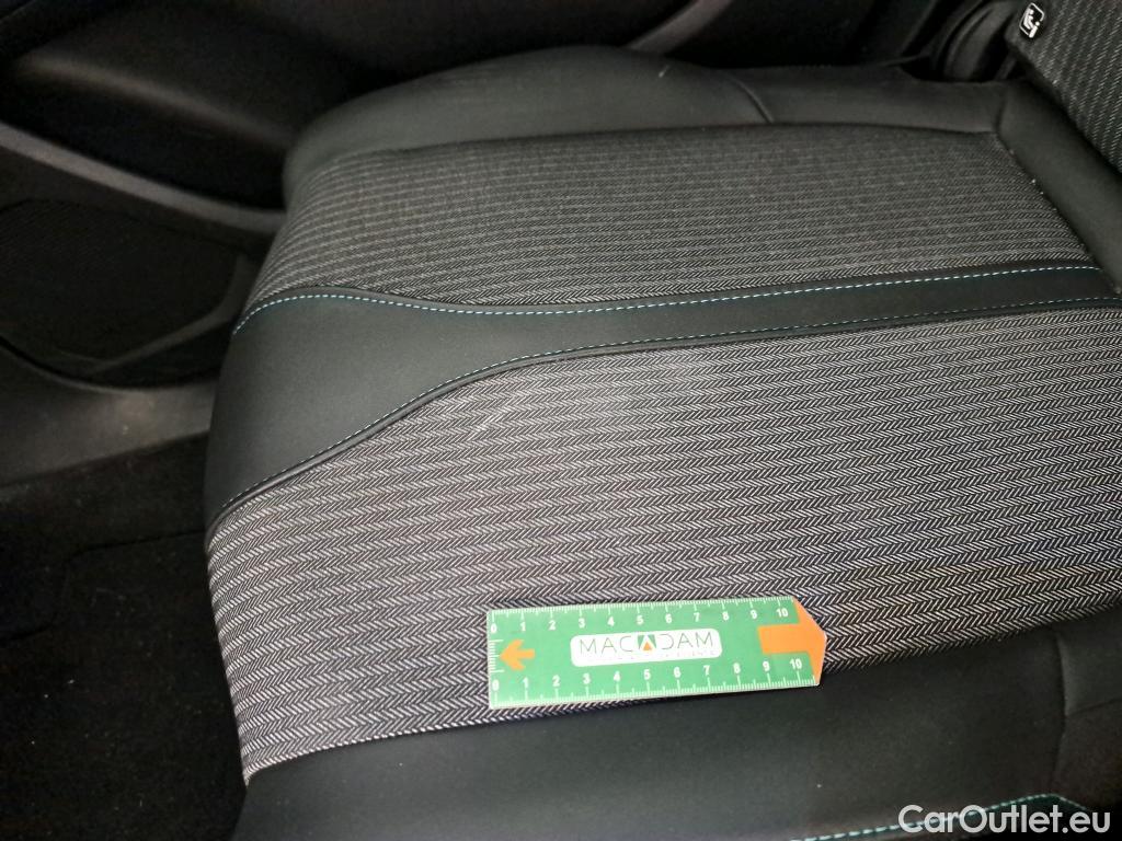  Peugeot  5008  Allure Pack 1.5 HDi 130CV BVA8 7 Sieges E6d #14