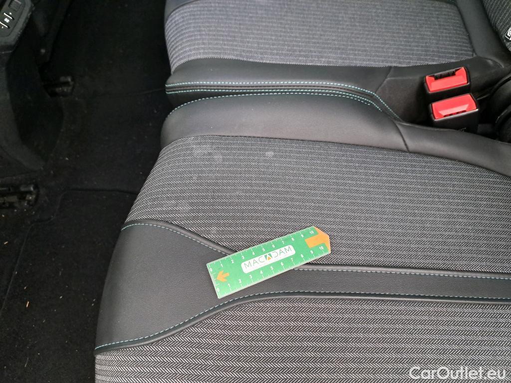  Peugeot  5008  Allure Pack 1.5 HDi 130CV BVA8 7 Sieges E6d #13