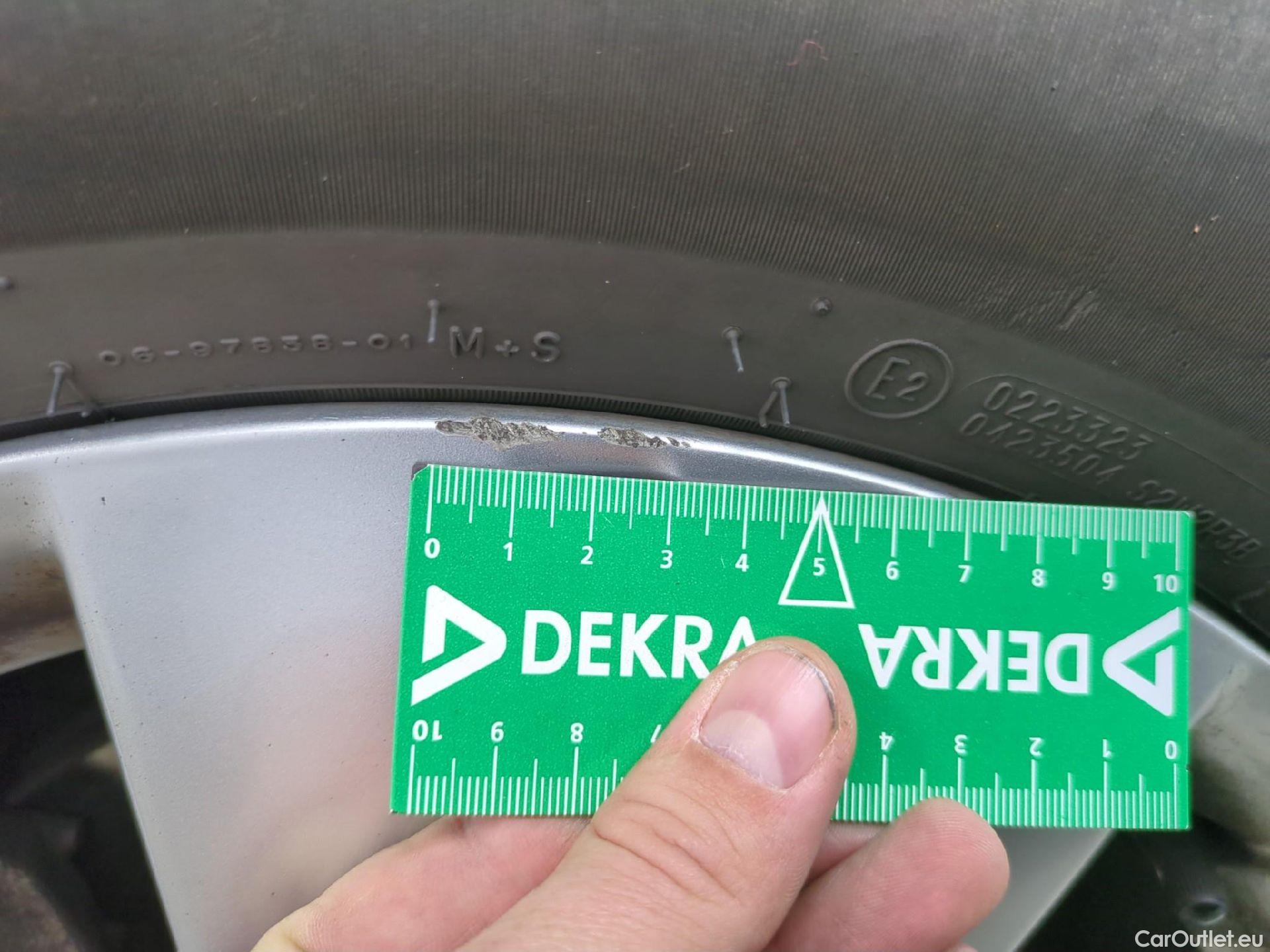  Peugeot  5008  Active Pack 1.5 HDi 130CV BVA8 7 Sieges E6d #22