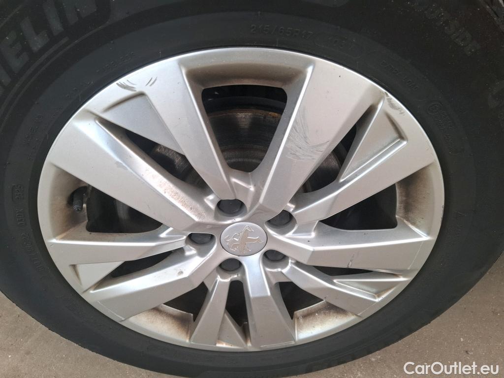  Peugeot  5008  Active Business 1.5 HDi 130CV BVA8 E6d #40