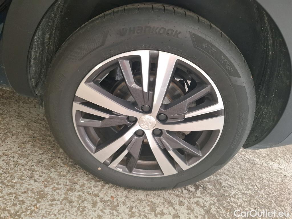  Peugeot  5008  Allure Pack 1.5 HDi 130CV BVA8 7 Sieges E6d #39