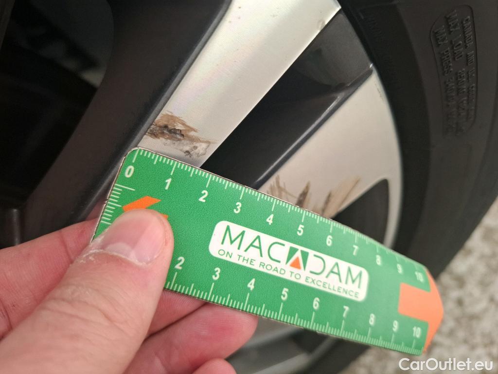  Peugeot  5008  Allure Pack 1.5 HDi 130CV BVA8 7 Sieges E6d #32