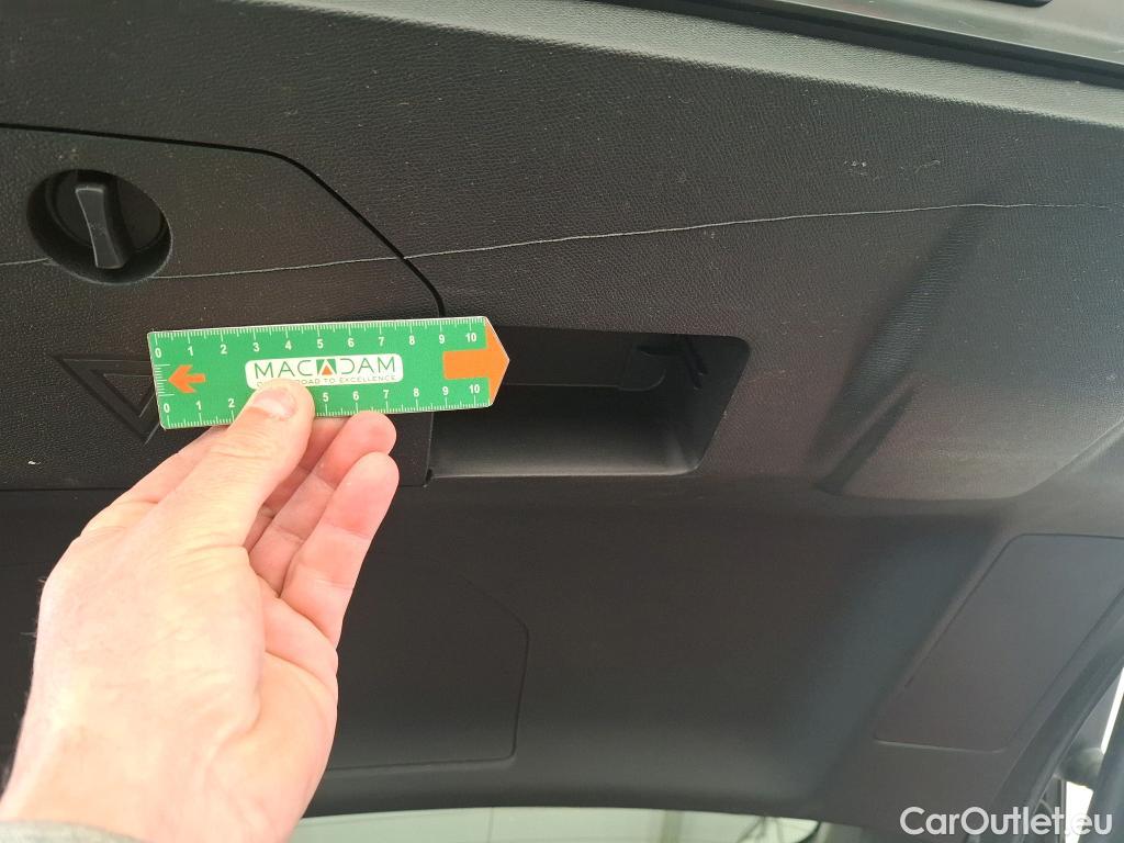  Peugeot  5008  Allure Business 1.5 HDi 130CV BVA8 7 Sieges E6d #25