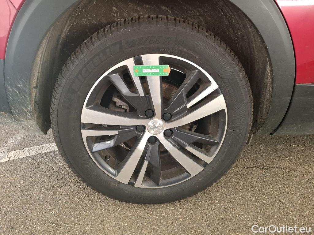  Peugeot  5008  Allure Business 1.5 HDi 130CV BVA8 7 Sieges E6d #19