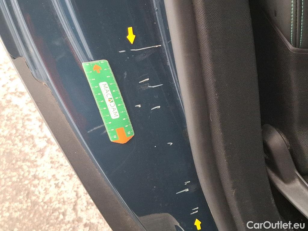  Peugeot  5008  Allure Pack 1.5 HDi 130CV BVA8 7 Sieges E6d #19