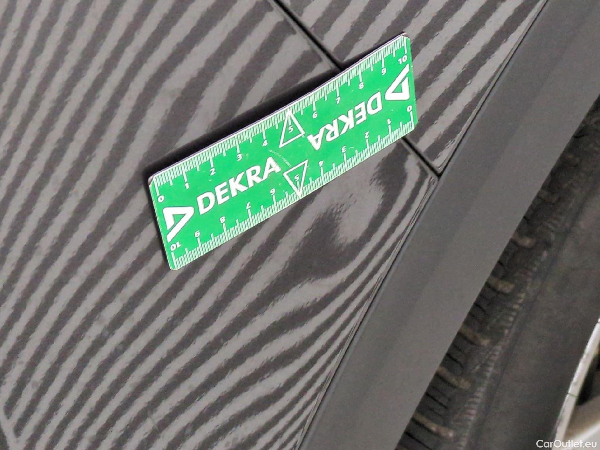  Peugeot  5008  Active Pack 1.5 HDi 130CV BVA8 7 Sieges E6d #42