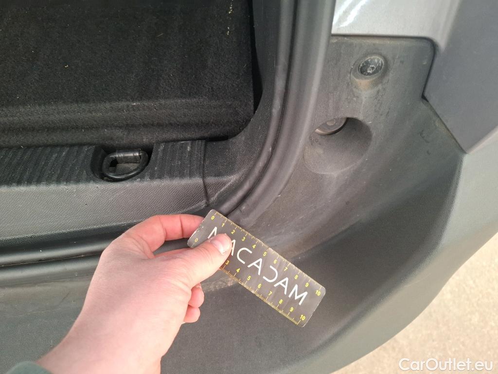  Peugeot  5008  Active Pack 1.5 HDi 130CV BVA8 7 Sieges E6d #22