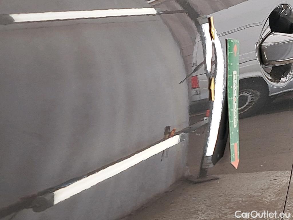  Peugeot  5008  Allure Pack 1.5 HDi 130CV BVA8 7 Sieges E6d #9