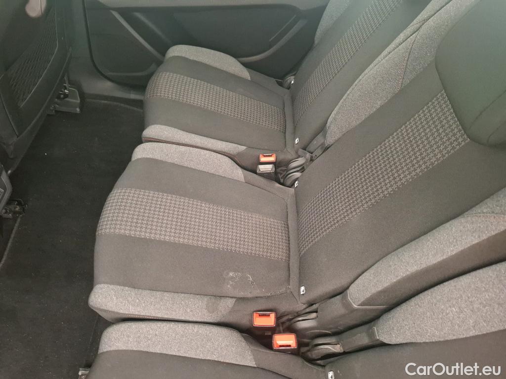  Peugeot  5008  Active Business 1.5 HDi 130CV BVA8 E6d #82