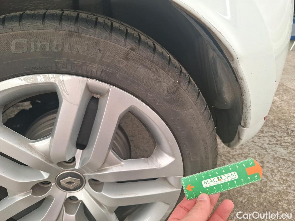  Renault  Clio  IV Business 0.9 TCe 90CV BVM5 E6 #9