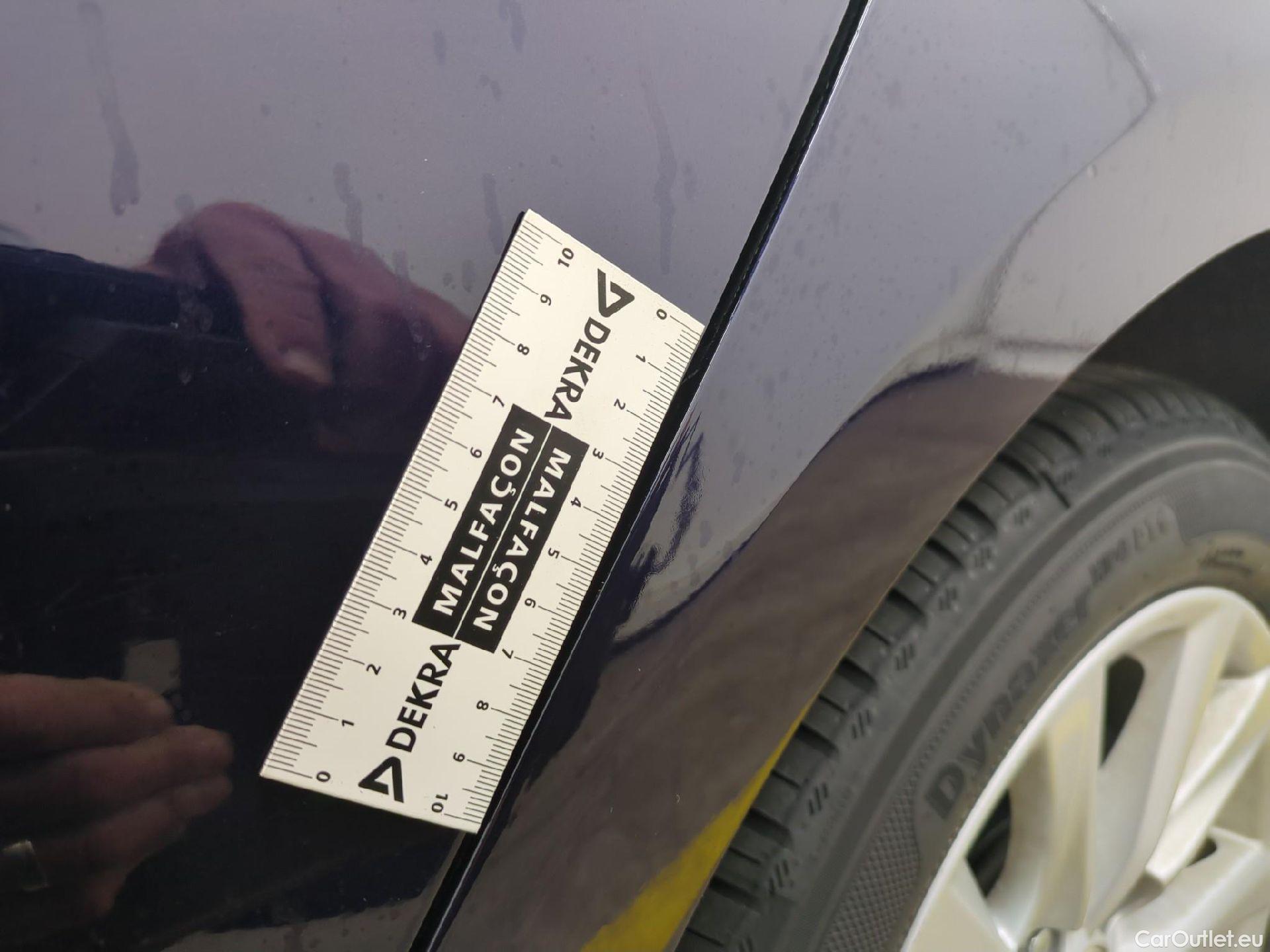  Toyota  Corolla TOYOTA  Touring Sports / 2018 / 5P / Break Hybride 122h Dynamic Business Beyond Zer #30