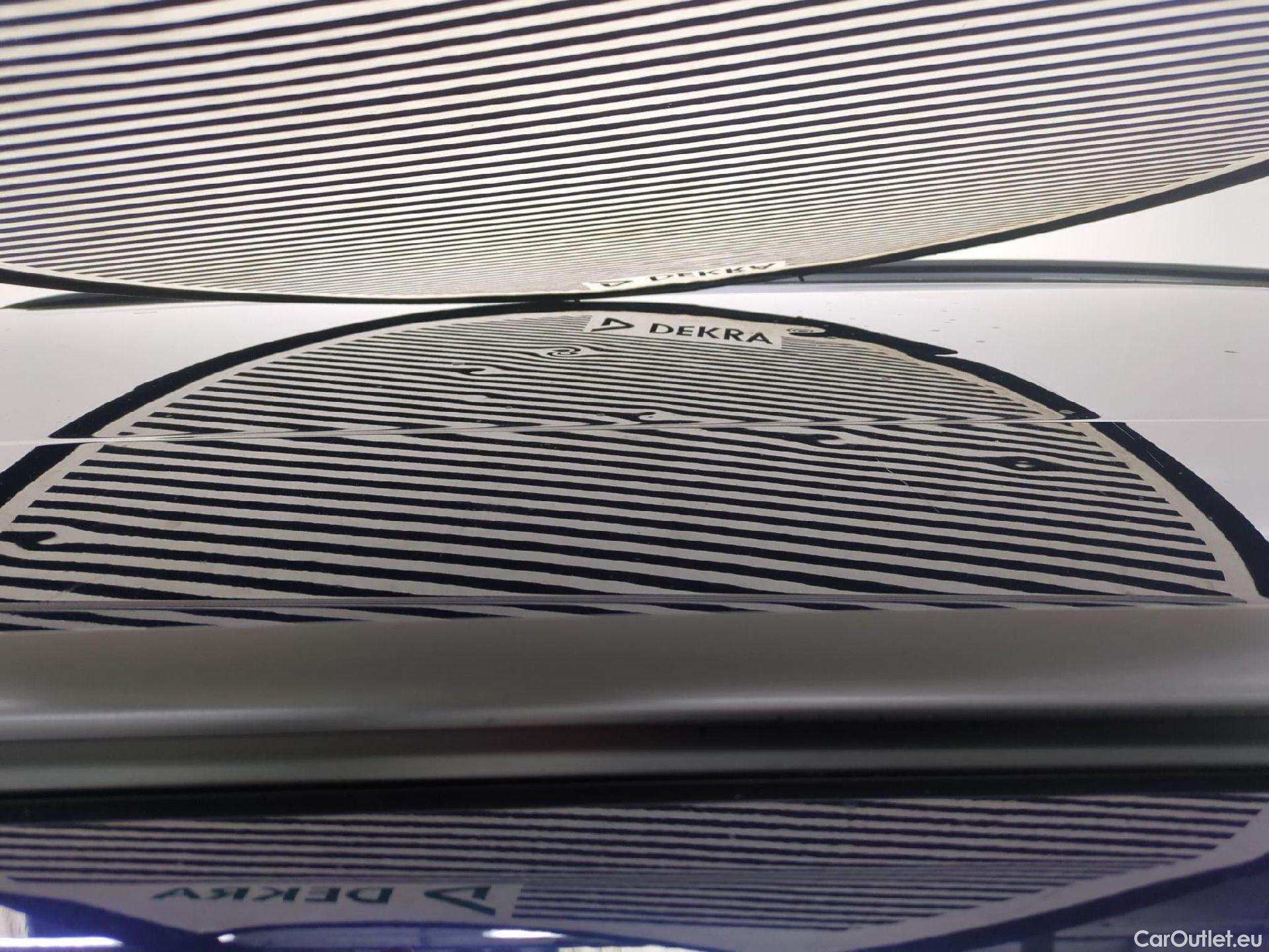  Toyota  Corolla TOYOTA  Touring Sports / 2018 / 5P / Break Hybride 122h Dynamic Business Beyond Zer #18