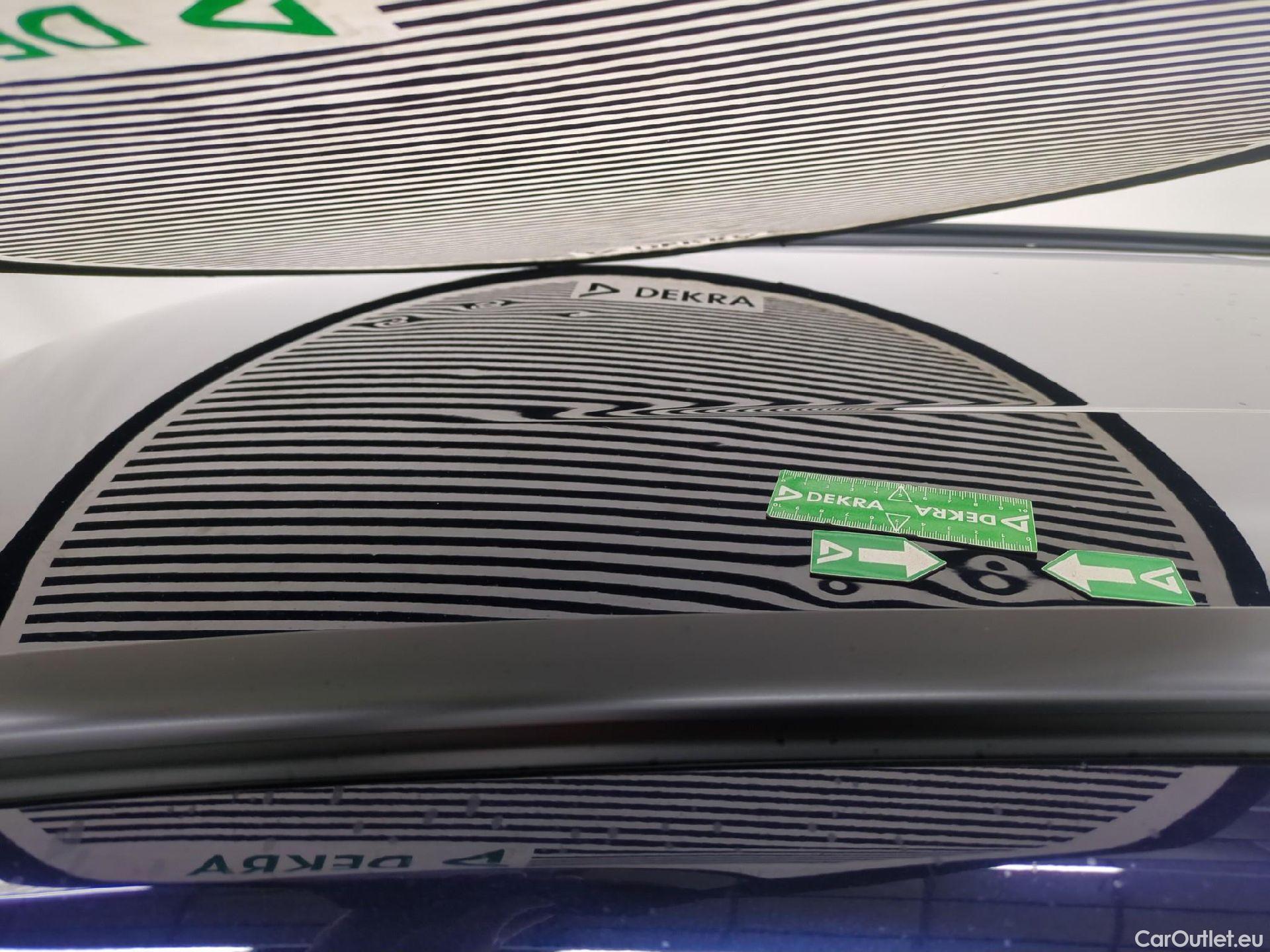  Toyota  Corolla TOYOTA  Touring Sports / 2018 / 5P / Break Hybride 122h Dynamic Business Beyond Zer #23