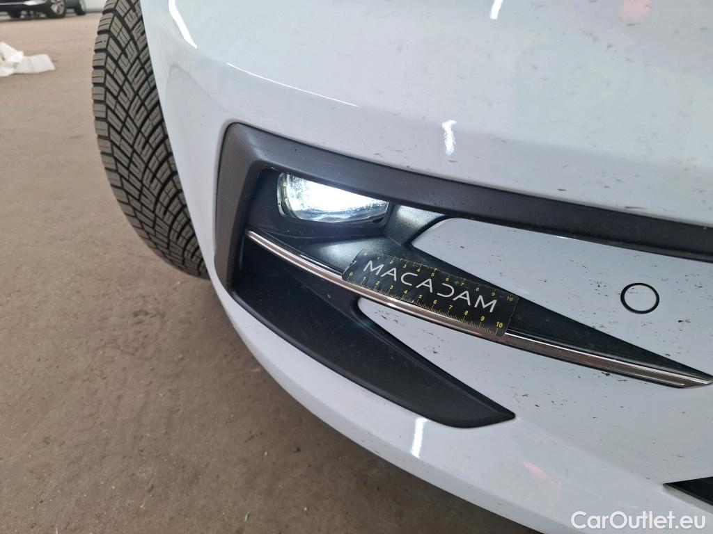  Renault  Megane  IV Berline 5pt. Business 1.5 dCi 115CV BVM6 E6d #28