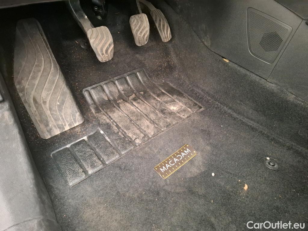  Renault  Megane  IV Berline 5pt. Business 1.5 dCi 115CV BVM6 E6d #18