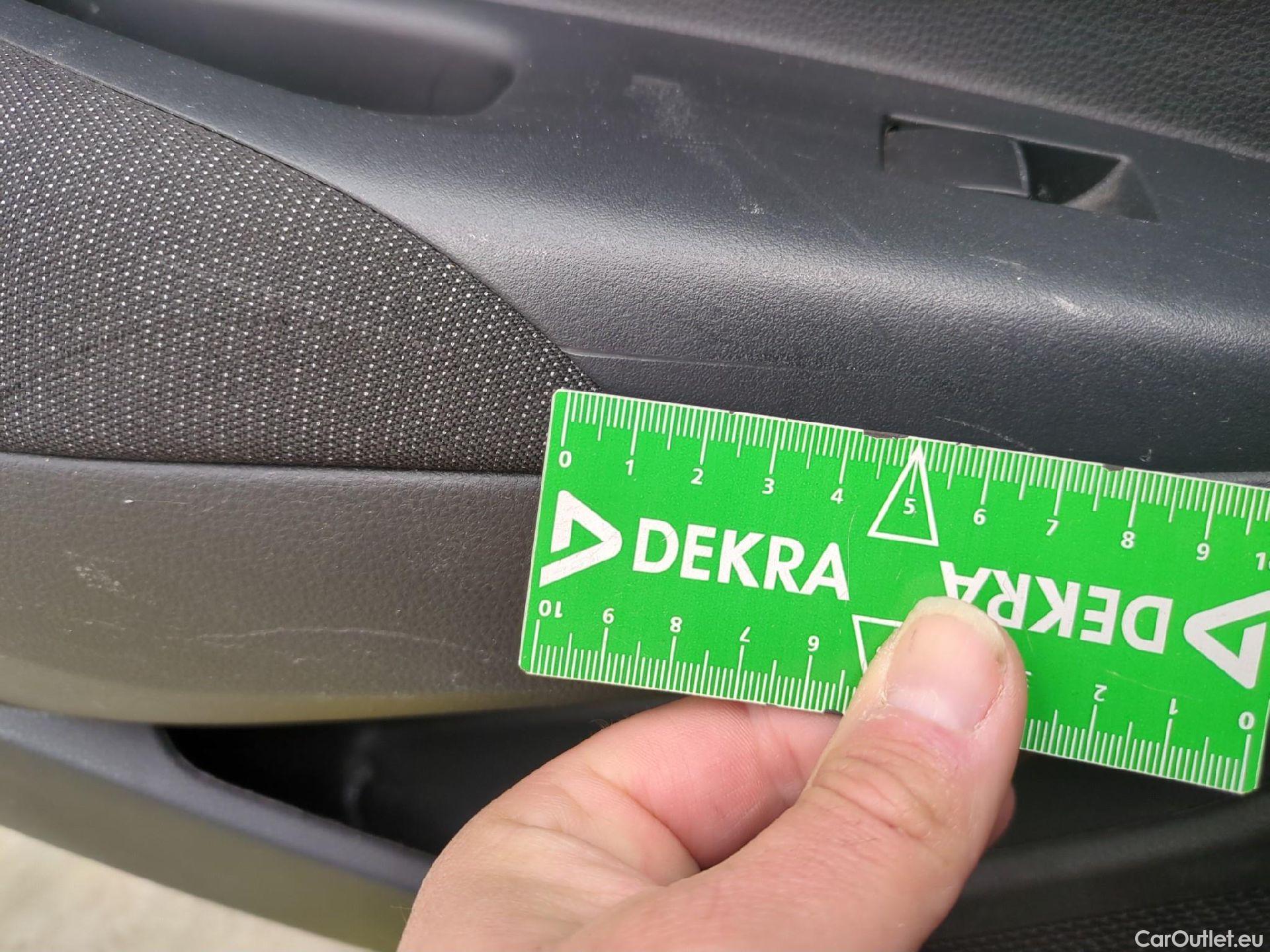  Toyota  Corolla TOYOTA  Touring Sports / 2018 / 5P / Break Hybride 122h Dynamic Business Beyond Zer #3