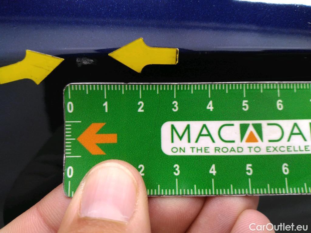  Volkswagen  Golf  VOLKSWAGEN / 2020 / 5P / Berline 2.0 TDI SCR 150 DSG7 Life Busi #19