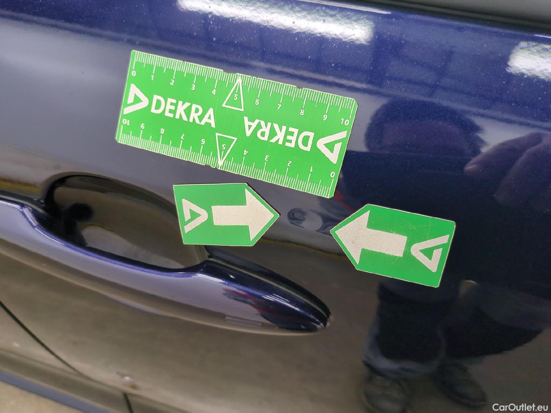  Toyota  Corolla TOYOTA  Touring Sports / 2018 / 5P / Break Hybride 122h Dynamic Business Beyond Zer #48