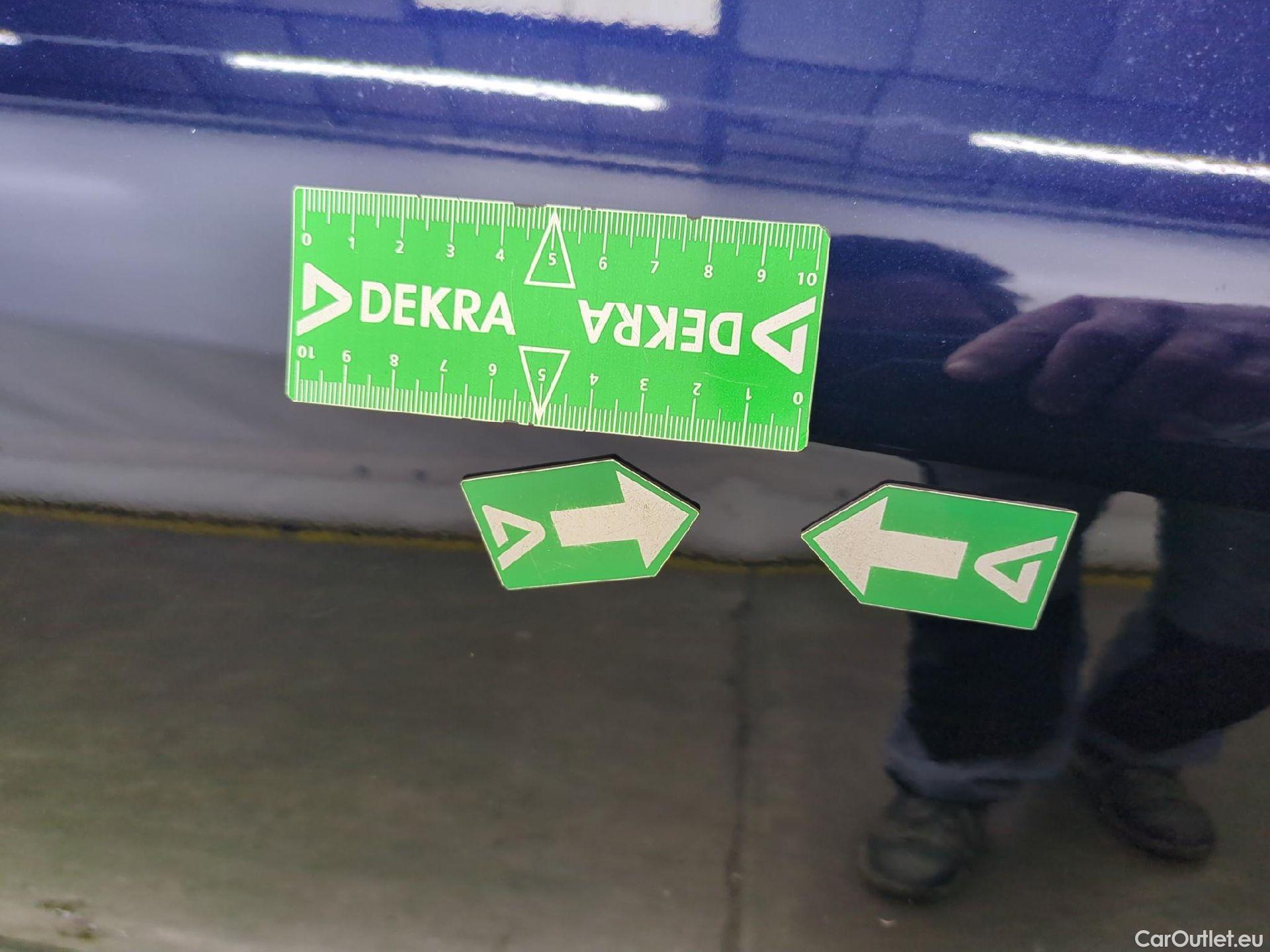  Toyota  Corolla TOYOTA  Touring Sports / 2018 / 5P / Break Hybride 122h Dynamic Business Beyond Zer #45