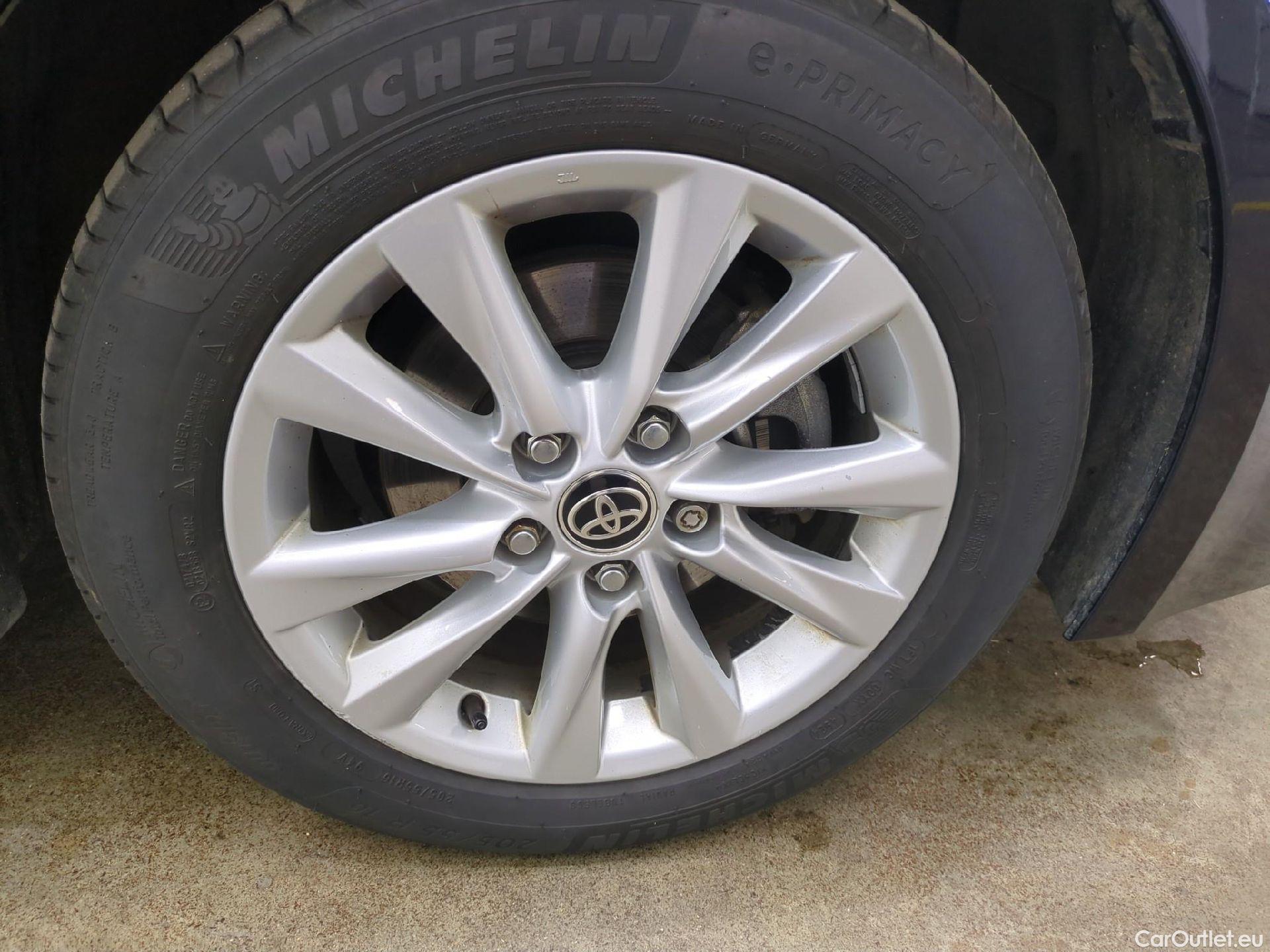  Toyota  Corolla TOYOTA  Touring Sports / 2018 / 5P / Break Hybride 122h Dynamic Business Beyond Zer #7