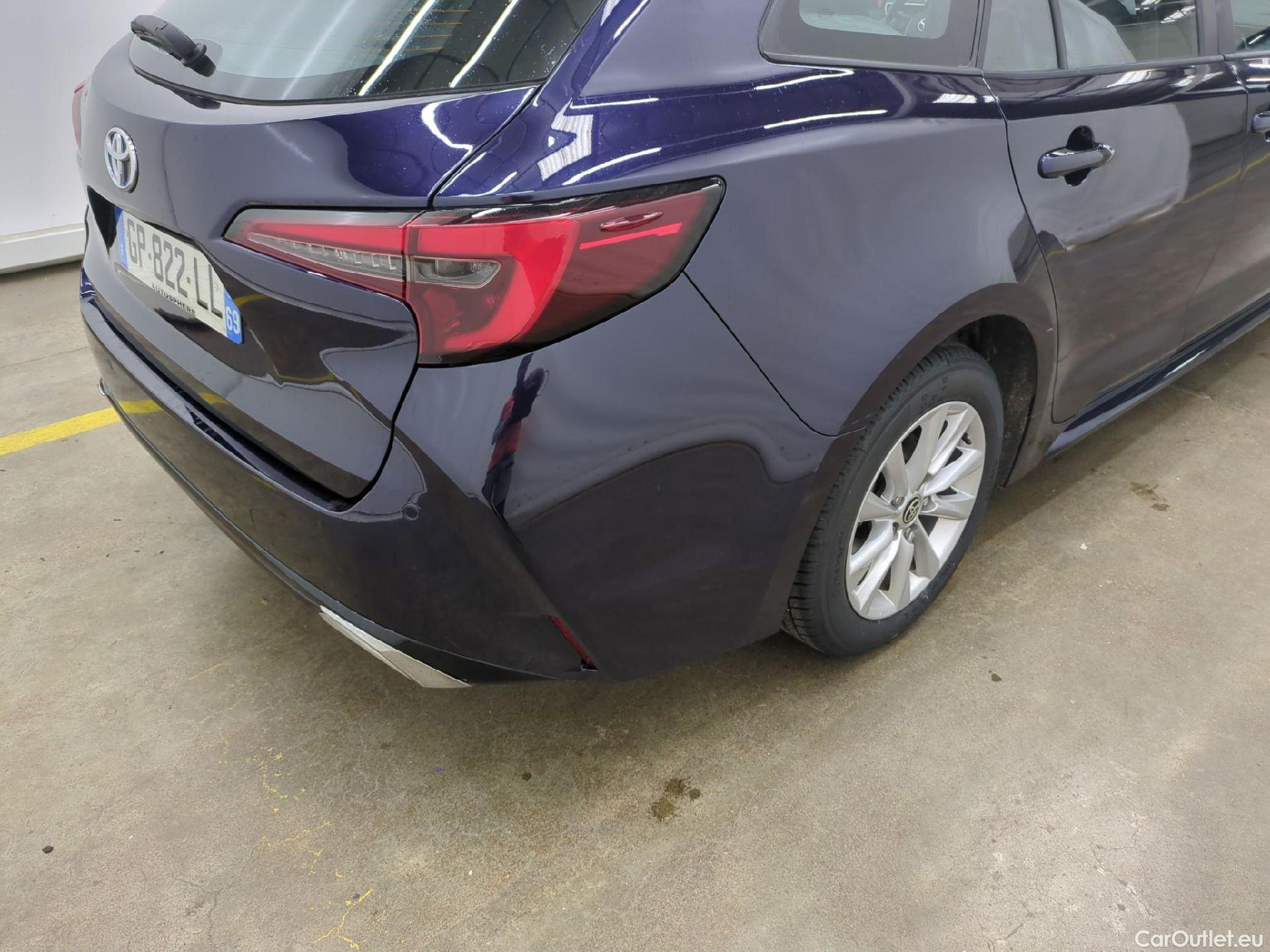  Toyota  Corolla TOYOTA  Touring Sports / 2018 / 5P / Break Hybride 122h Dynamic Business Beyond Zer #34