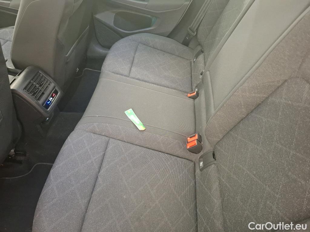  Volkswagen  Golf  VOLKSWAGEN / 2020 / 5P / Berline 2.0 TDI SCR 115 DSG7 Life Busi #13