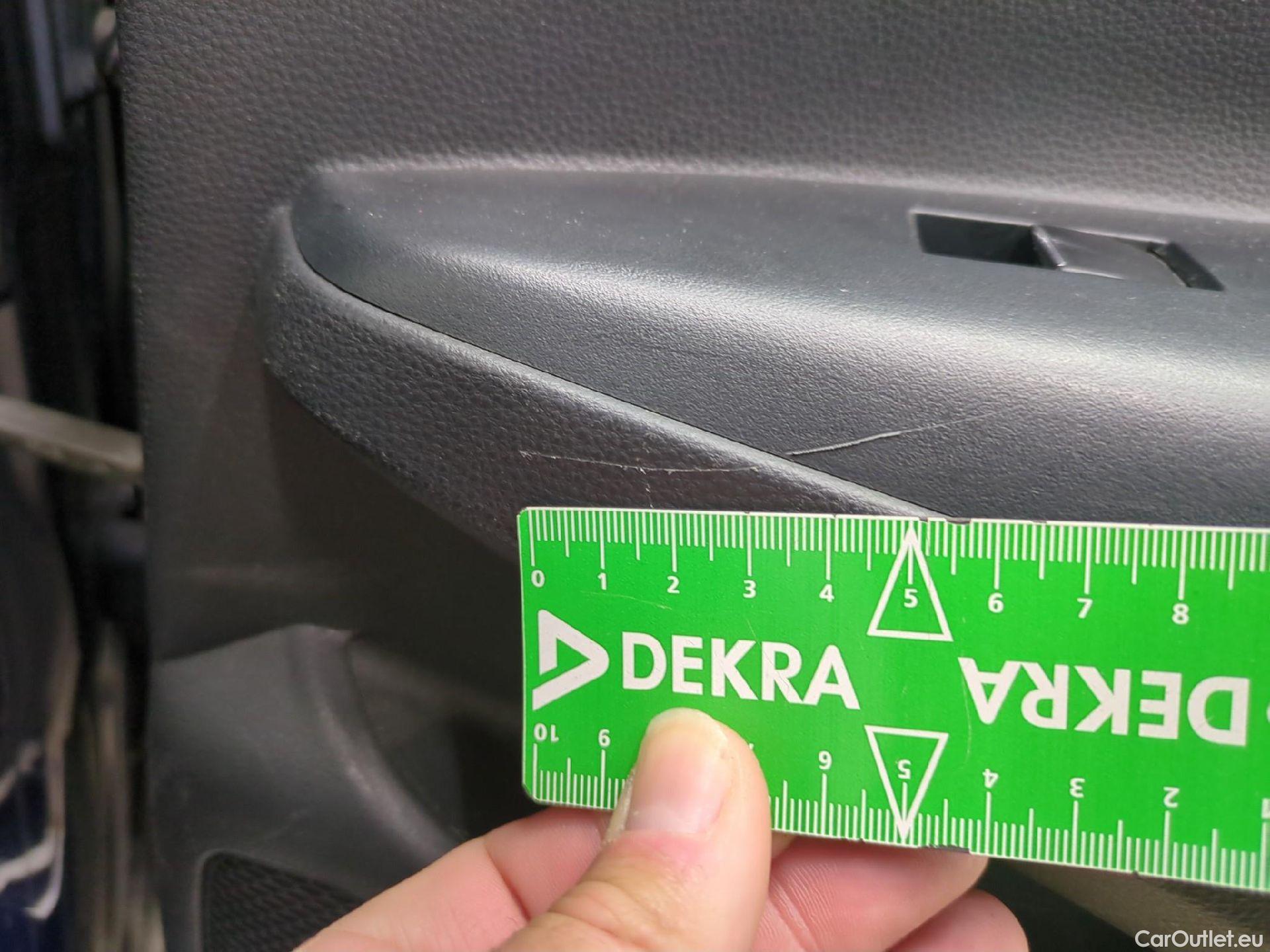  Toyota  Corolla TOYOTA  Touring Sports / 2018 / 5P / Break Hybride 122h Dynamic Business Beyond Zer #39