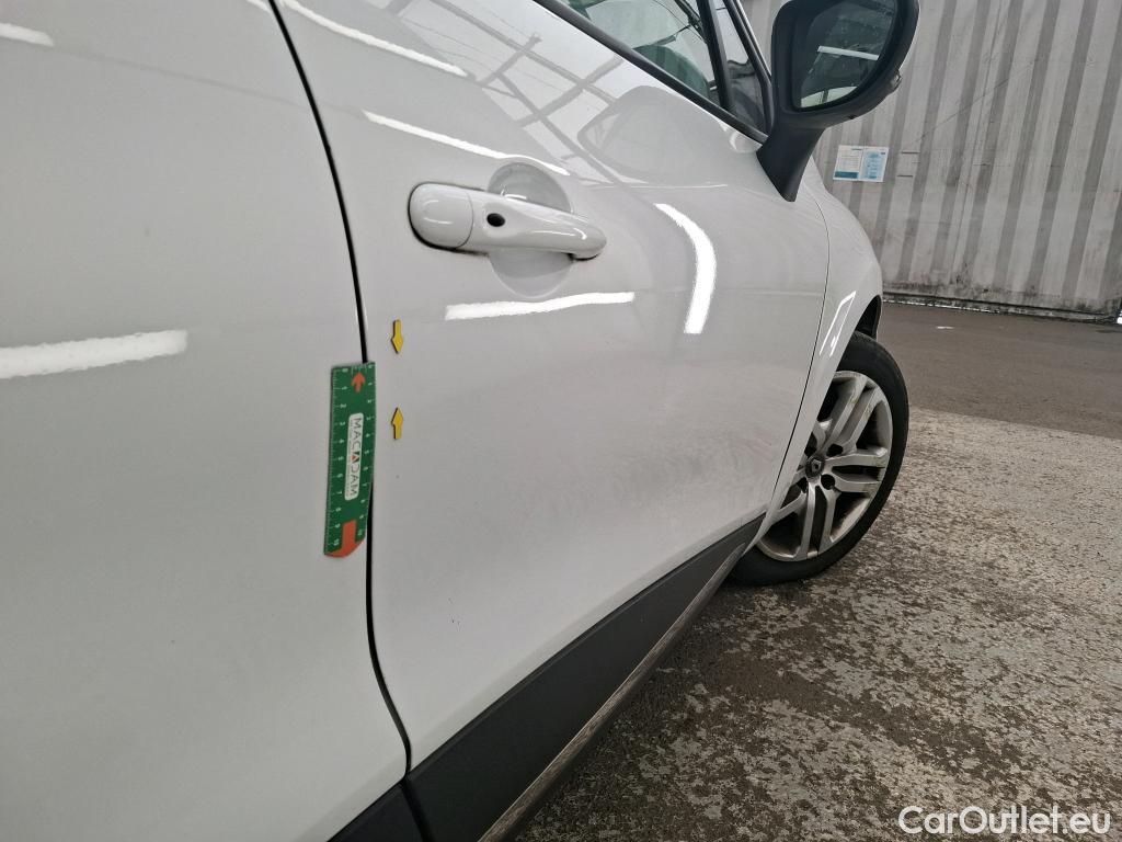  Renault  Clio  IV Business 0.9 TCe 90CV BVM5 E6 #13