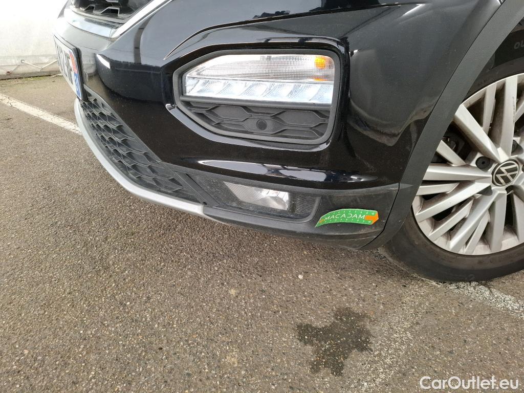  Volkswagen  T-ROC VOLKSWAGEN  / 2017 / 5P / SUV 2.0 TDI 150 LOUNGE BUSINESS DSG7 #58