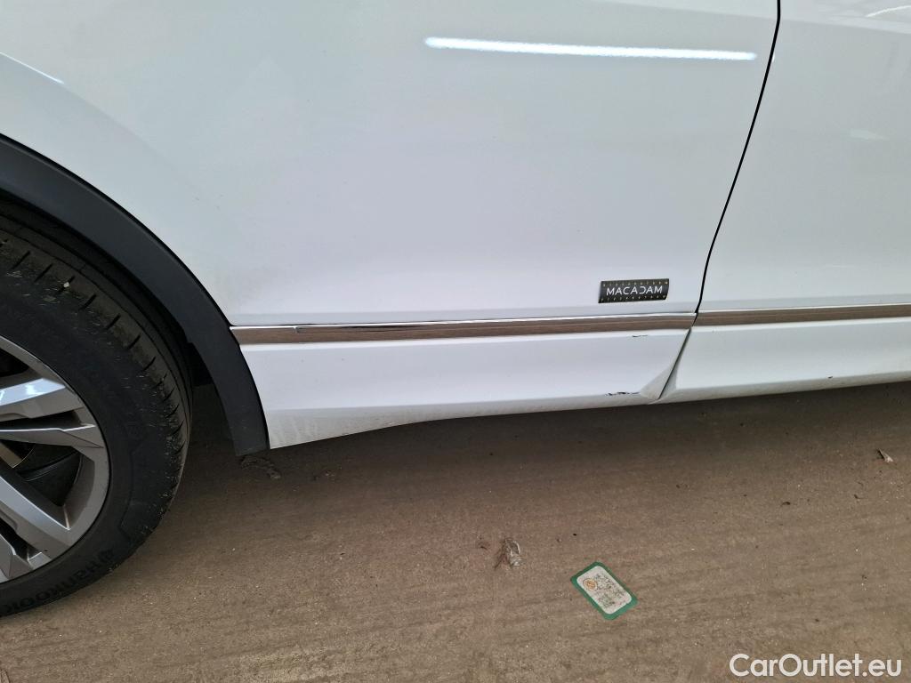  Volkswagen  Tiguan VOLKSWAGEN  / 2020 / 5P / SUV 2.0 TDI 150 DSG7 R-Line #40