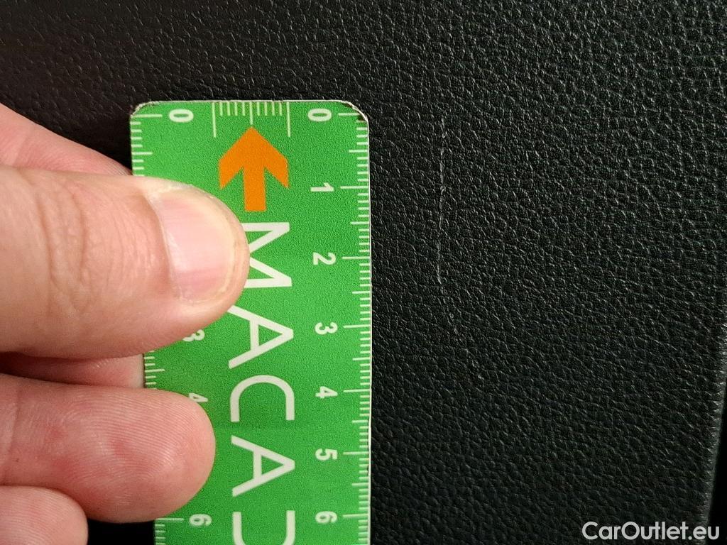  Volkswagen  T-ROC VOLKSWAGEN  / 2017 / 5P / SUV 2.0 TDI 150 LOUNGE BUSINESS DSG7 #35