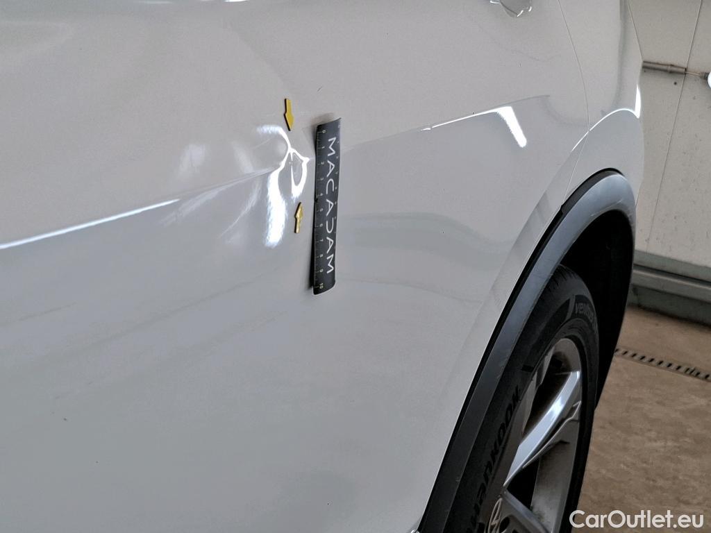  Volkswagen  Tiguan VOLKSWAGEN  / 2020 / 5P / SUV 2.0 TDI 150 DSG7 R-Line #2