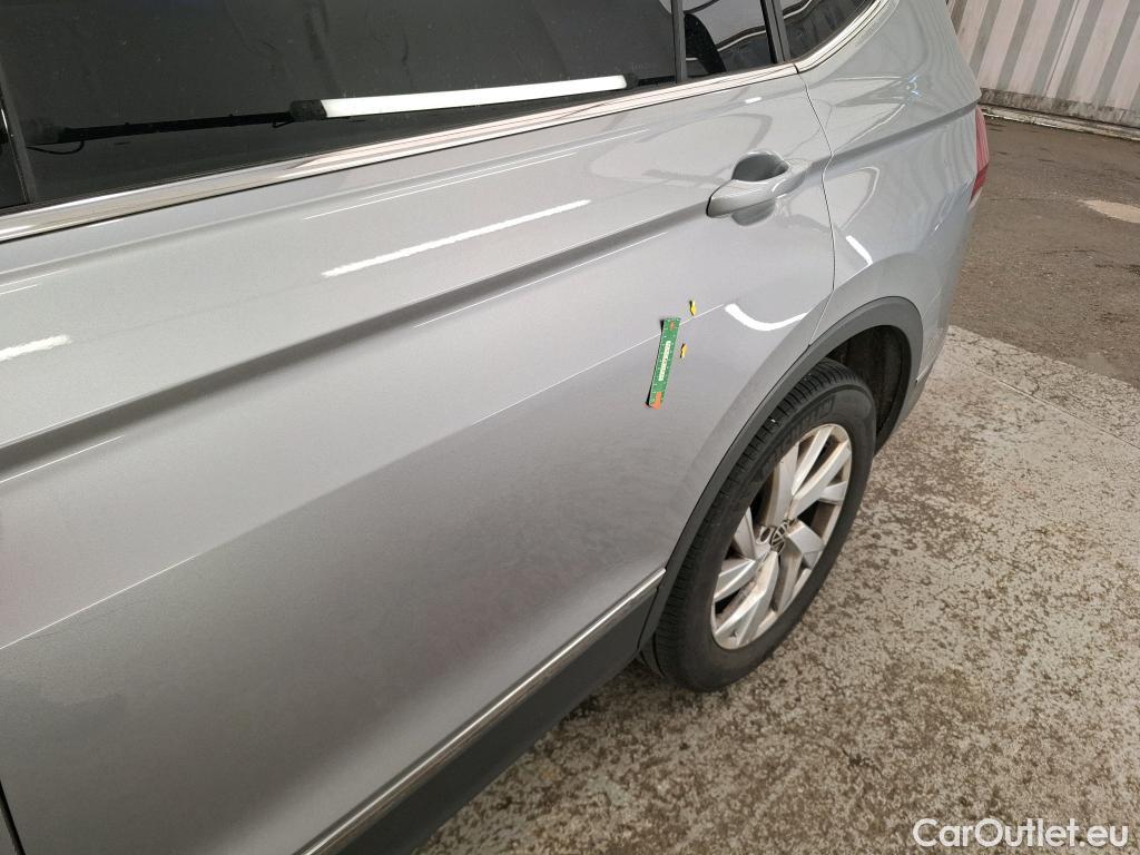  Volkswagen  Tiguan VOLKSWAGEN  Allspace / 2021 / 5P / SUV 2.0 TDI 150 DSG7 Life Business #22